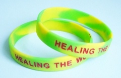 OEM Silicone Debossed Wristband With